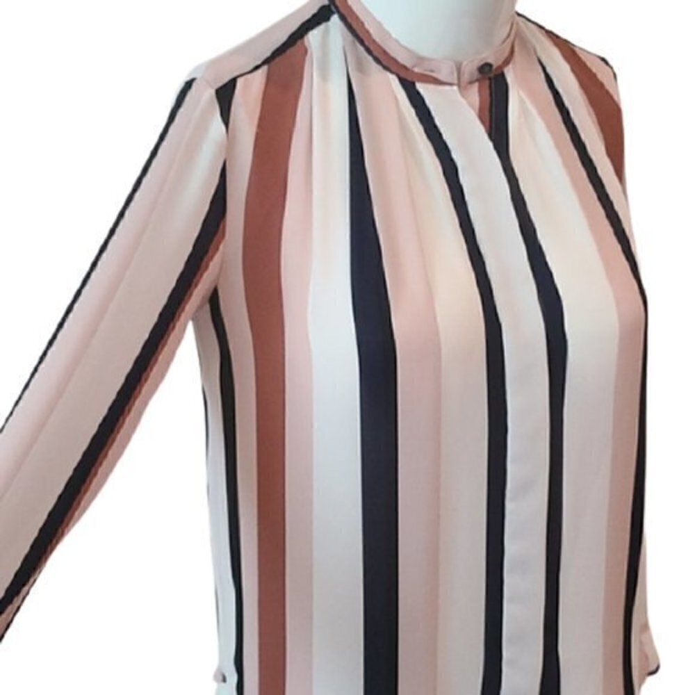 [Ann Taylor] Single Button Long Sleeve- Size S - Picture 3 of 8